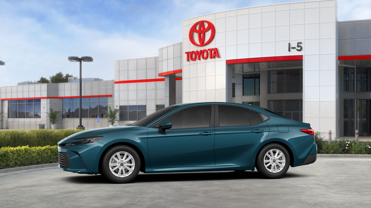 2026 Toyota Camry LE AWD
