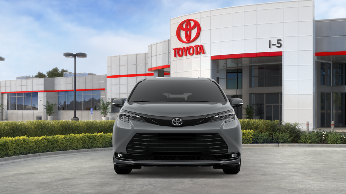 2026 Toyota Sienna Woodland Edition