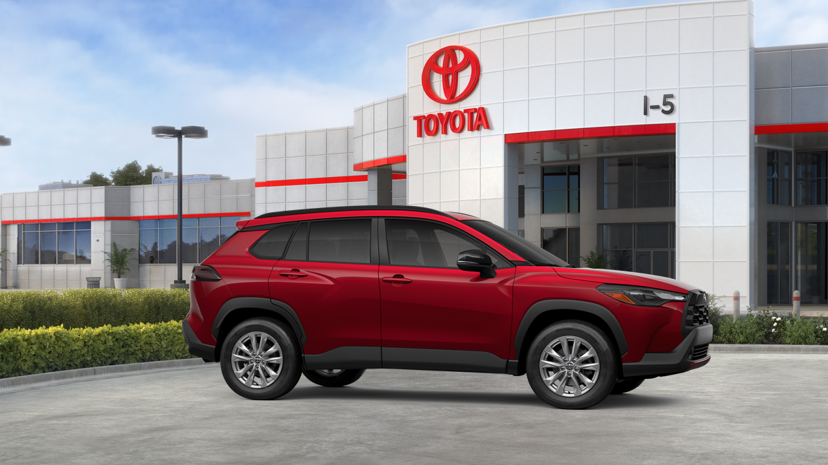 2026 Toyota Corolla Cross LE