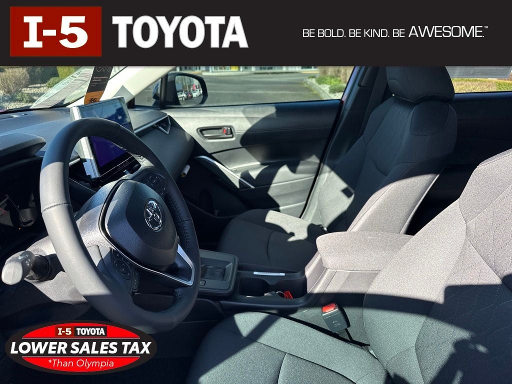 2026 Toyota Corolla Cross LE