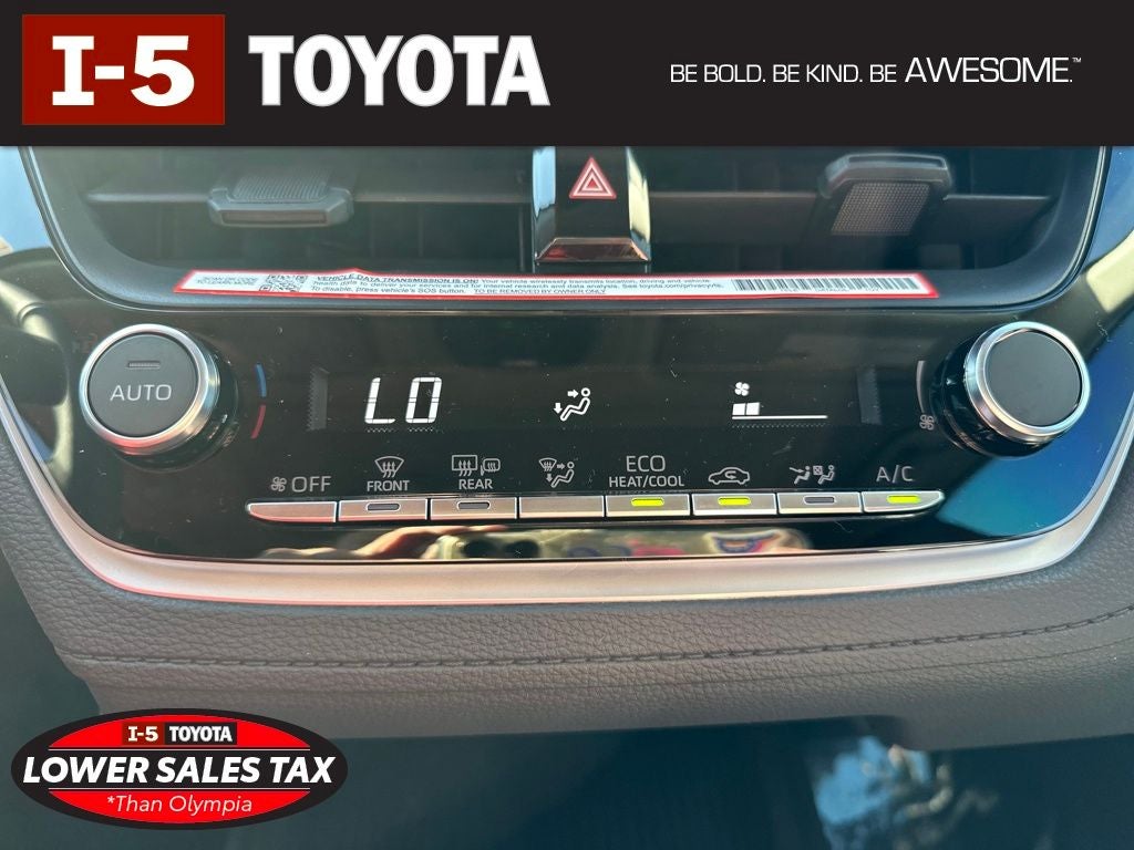 2026 Toyota Corolla Cross LE