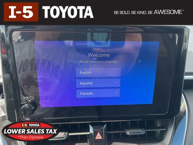 2026 Toyota Corolla Cross LE