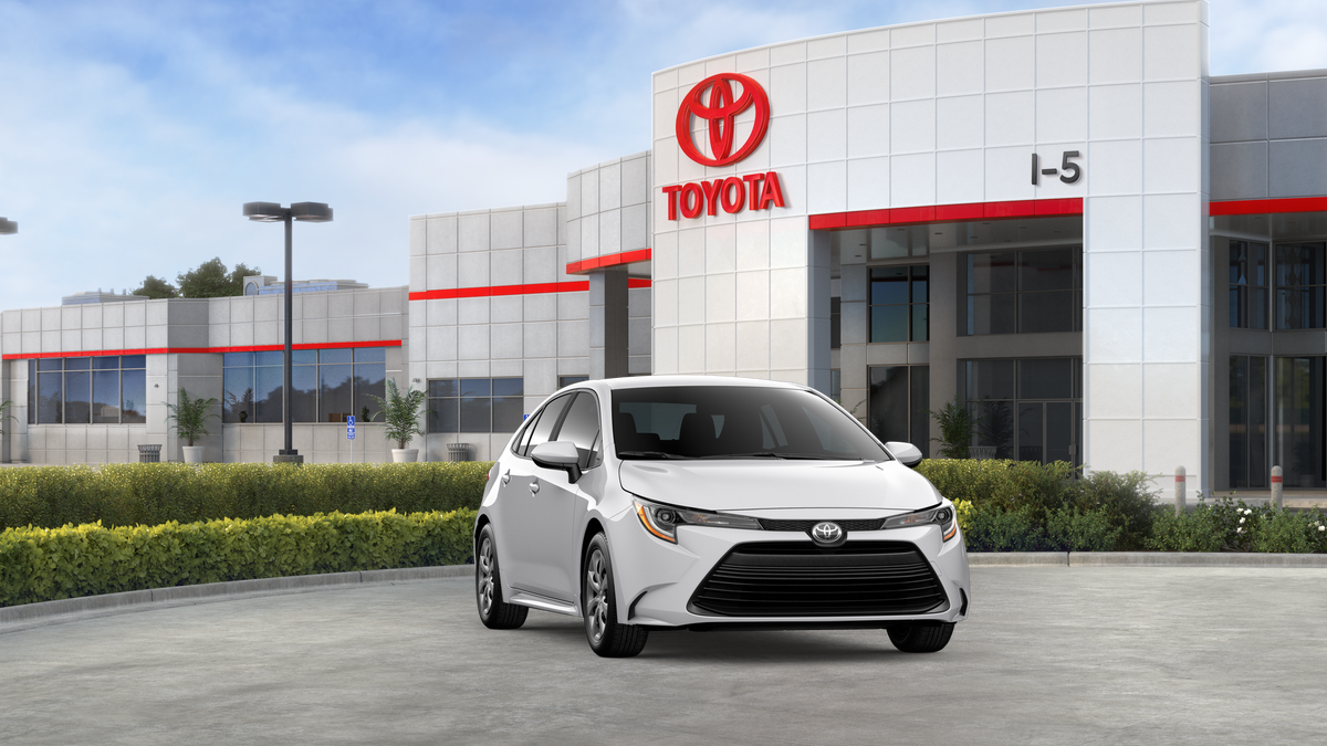 2026 Toyota Corolla LE