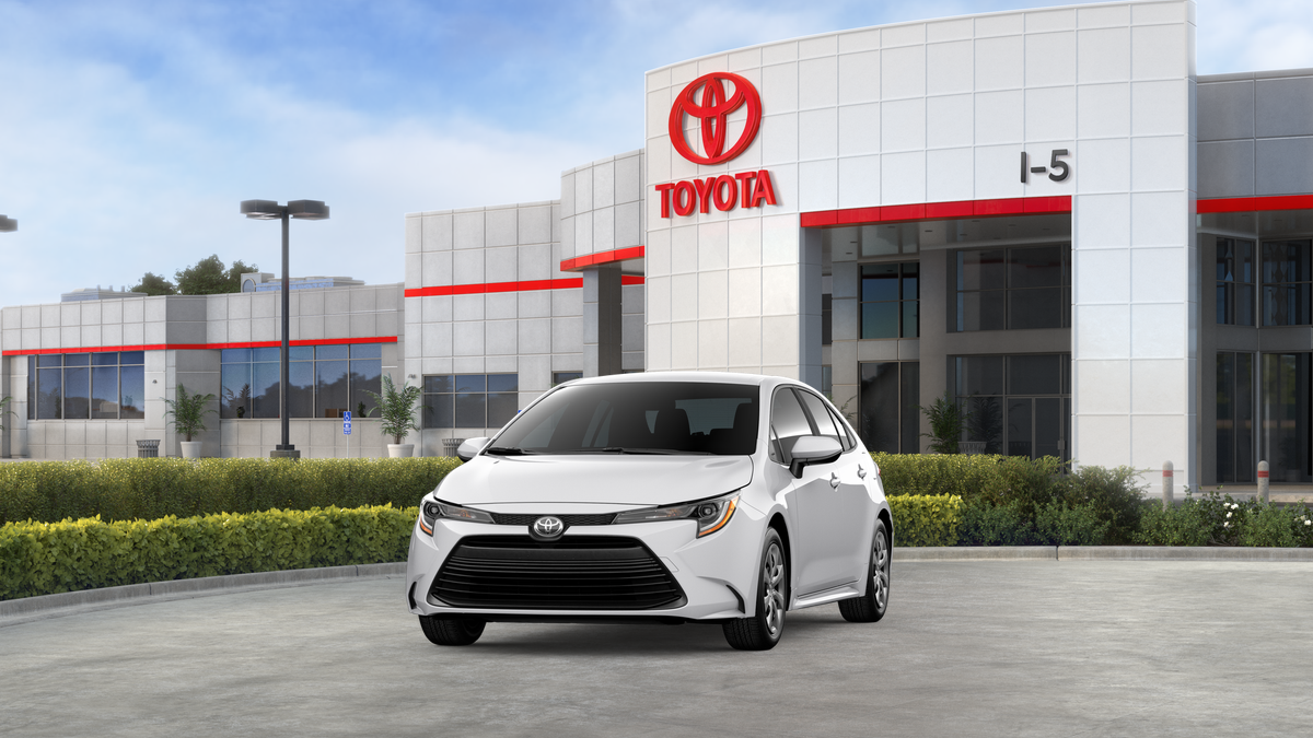 2026 Toyota Corolla LE