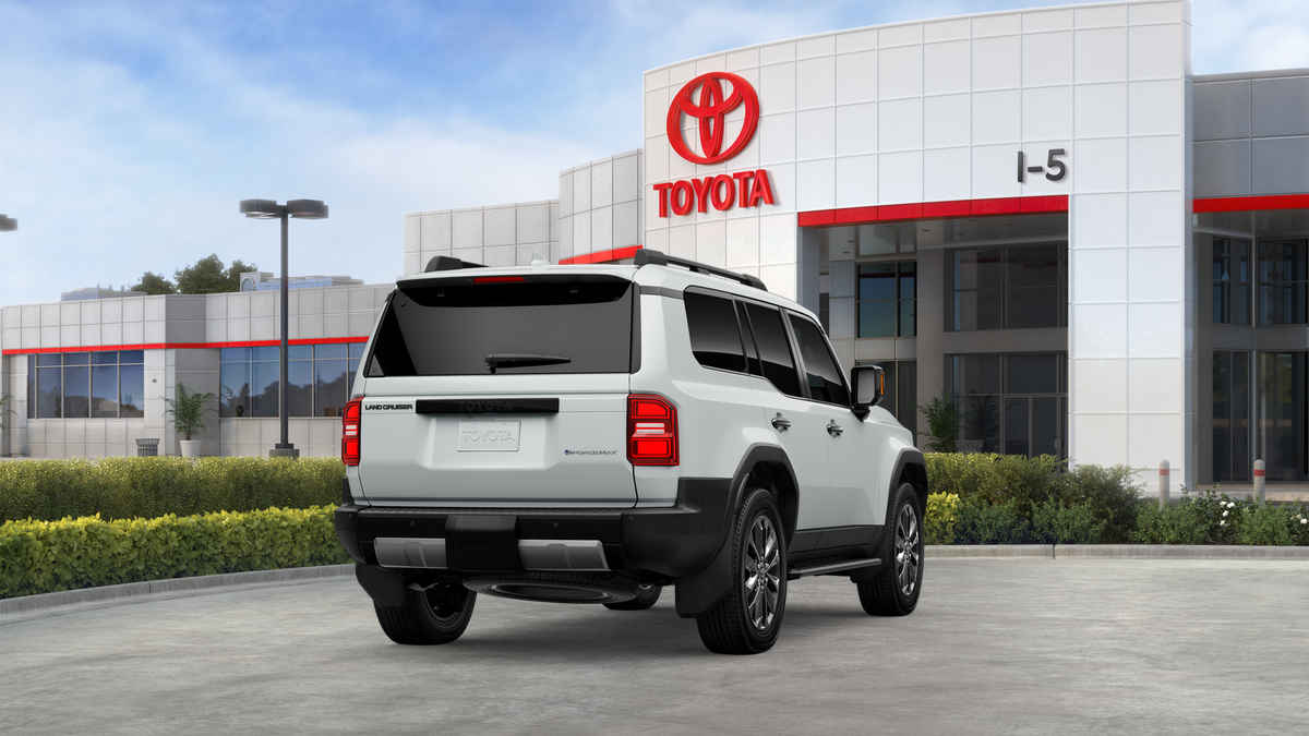 2026 Toyota Land Cruiser Base