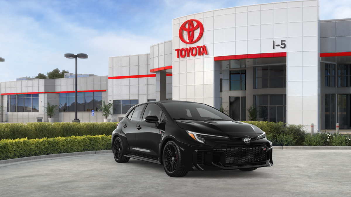 2026 Toyota GR Corolla Premium Plus DAT